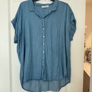 Caslon Women's Denim Blue Button-Down Shirt